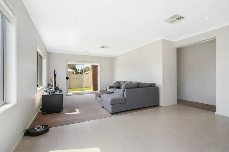 Fifth view of Homely house listing, 10 Jacka Street, Wodonga VIC 3690