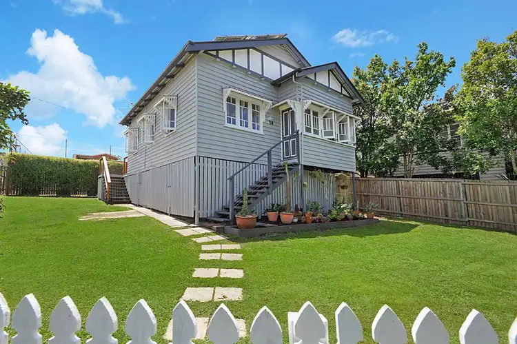 14 Kate Street, Kedron QLD 4031