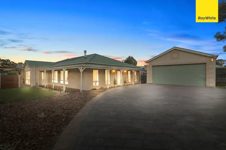 206 Riddell Road, Sunbury VIC 3429