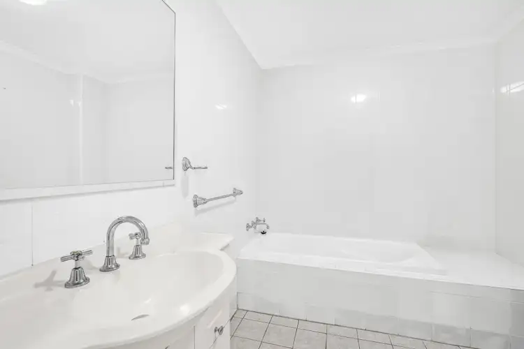 Fifth view of Homely unit listing, 5/28 Underwood Street, Corrimal NSW 2518