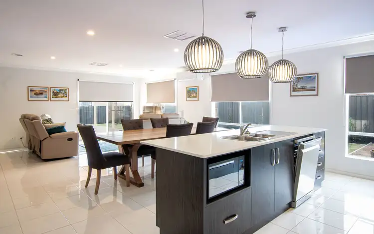 Sixth view of Homely house listing, 20 Cosmo Drive, Cobram VIC 3644