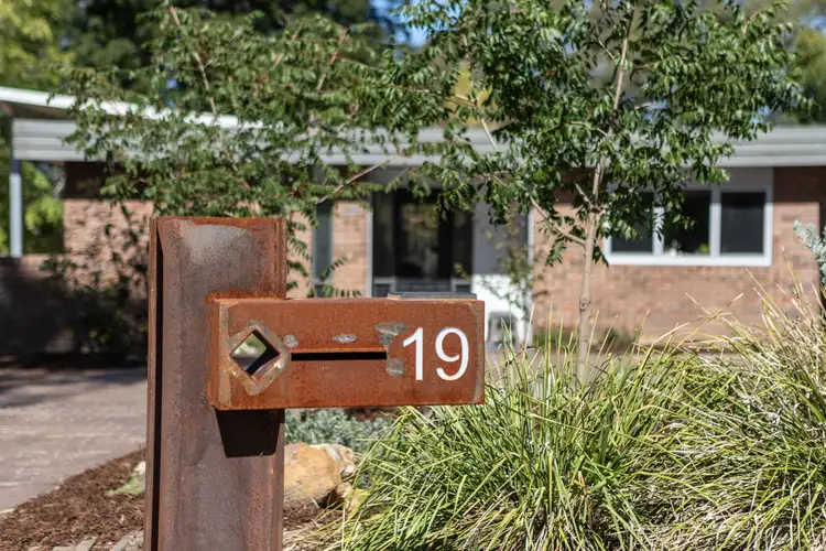 19 Khull Crescent, Kambah ACT 2902