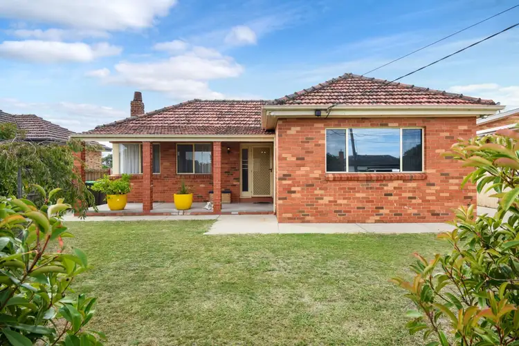 Main view of Homely house listing, 8 Brinkley Avenue, Wendouree VIC 3355