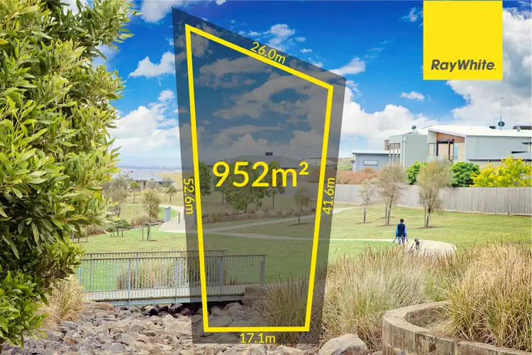 18 Radstock Avenue, Highton VIC 3216