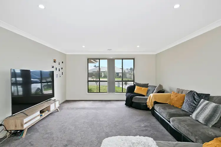 Fourth view of Homely house listing, 3 Lucas Close, Goulburn NSW 2580