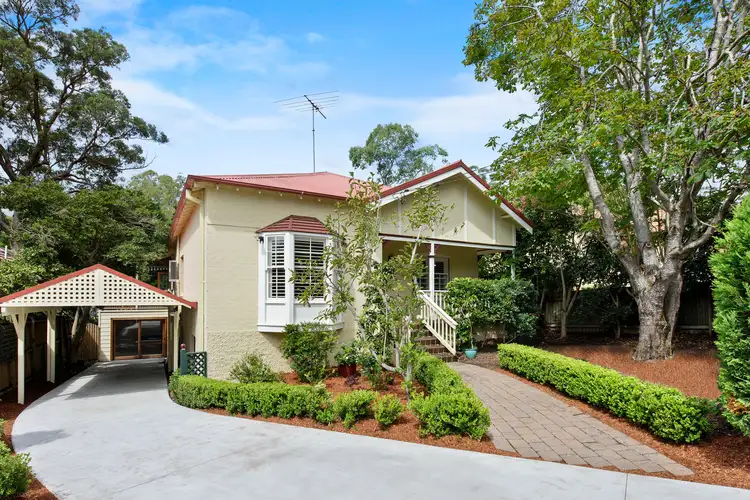 18 Eaton Avenue, Normanhurst NSW 2076