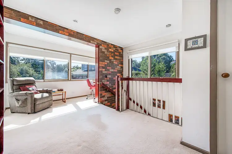 Third view of Homely house listing, 3 Amesbury Court, Mount Waverley VIC 3149