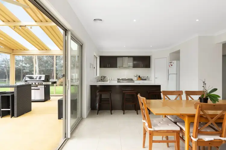 Fifth view of Homely house listing, 2/20 Gordon Crescent, Romsey VIC 3434