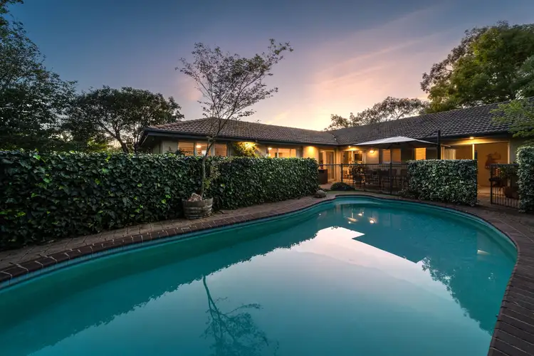 59 Curlewis Crescent, Garran ACT 2605