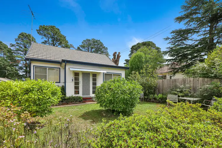 4 Eveleigh Avenue, Blackheath NSW 2785