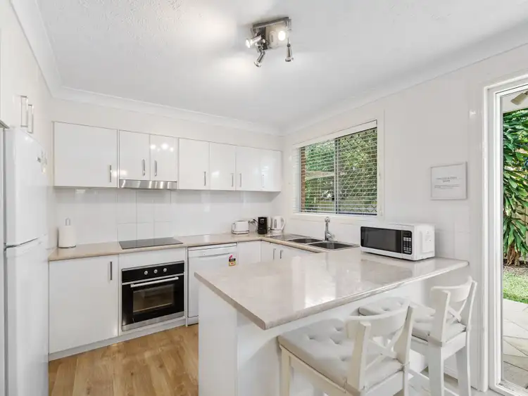 Fourth view of Homely unit listing, 2/94 Leckie Road, Kedron QLD 4031