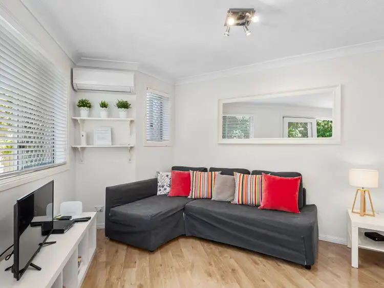 Fifth view of Homely unit listing, 2/94 Leckie Road, Kedron QLD 4031