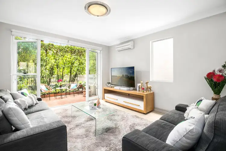 Second view of Homely house listing, 2/6 Gillott Way, St Ives NSW 2075