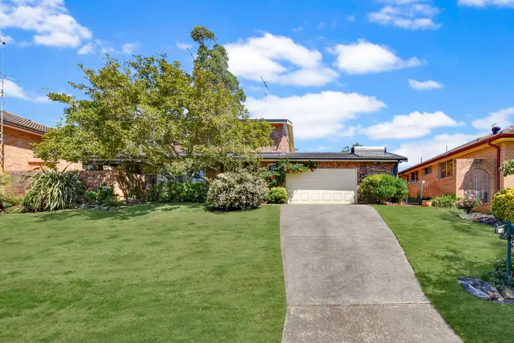 17 Wandarra Crescent, Bradbury NSW 2560