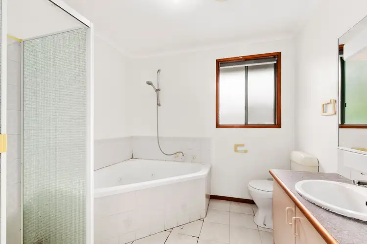 Sixth view of Homely house listing, 2 Springwood View, Bundoora VIC 3083