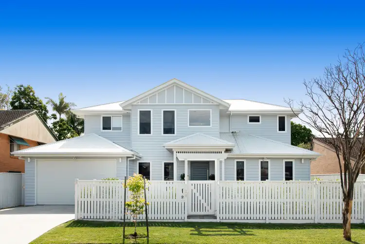 24 Magee Street, Graceville QLD 4075