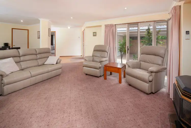 Fifth view of Homely house listing, 6 Cherry Close, Somerville VIC 3912