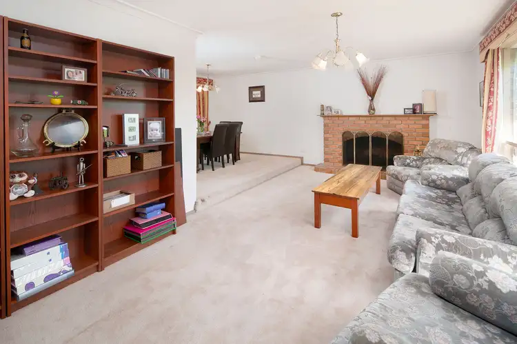 Third view of Homely house listing, 2 Bolton Court, Langwarrin VIC 3910