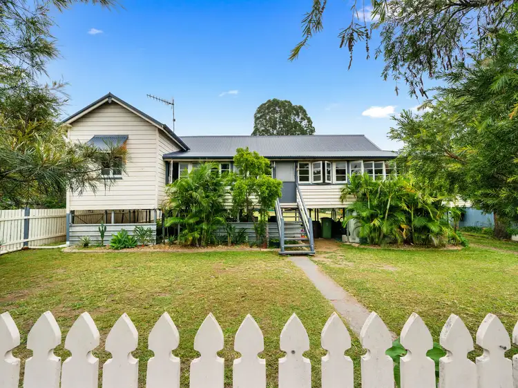 11 Edward Street, Esk QLD 4312