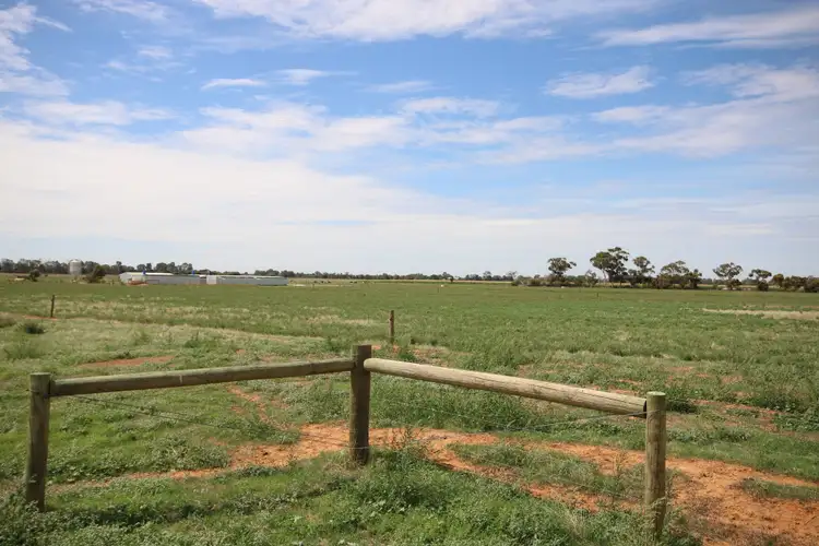 380 Diggora Road, Rochester VIC 3561