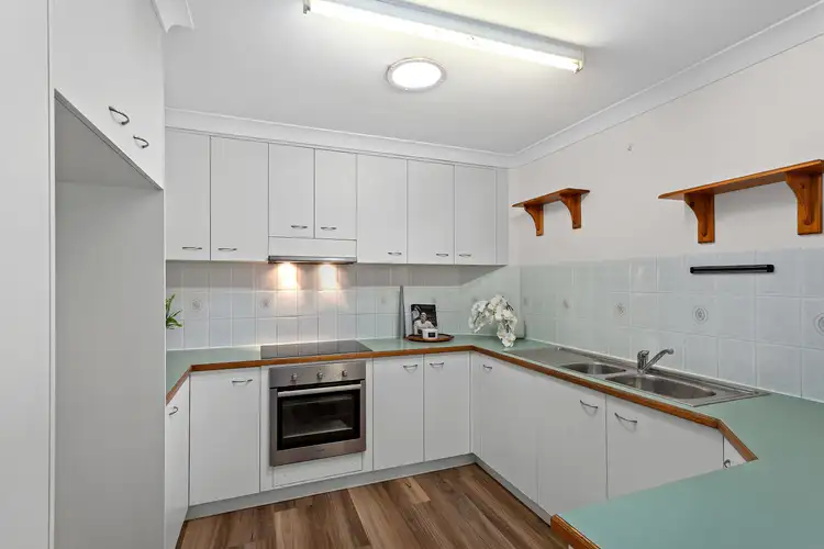 Fifth view of Homely house listing, 4 Bottlebrush Court, Glenvale QLD 4350