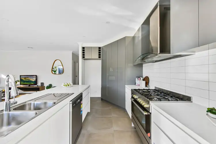 Second view of Homely house listing, 7 Melva Court, Sydenham VIC 3037