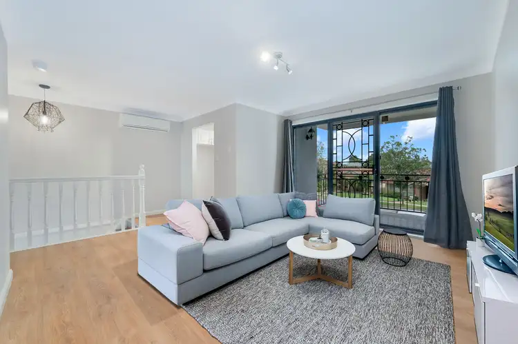 1/92-98 Glenfield Drive, Currans Hill NSW 2567