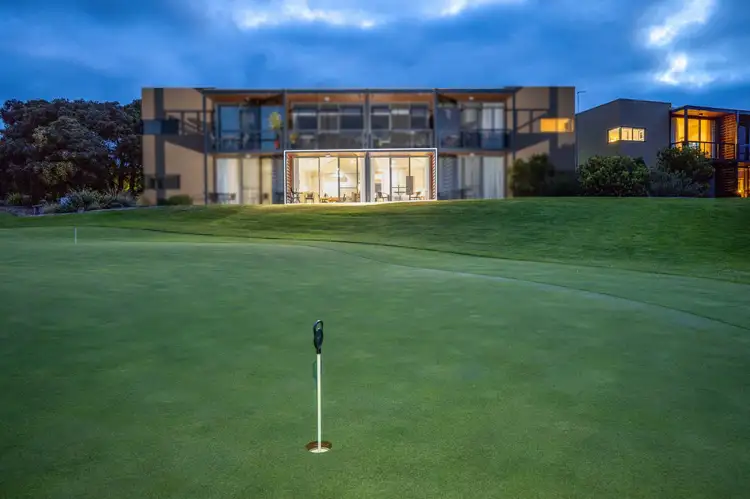 32/50 Peter Thomson Drive, Fingal VIC 3939