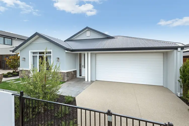 24 Poppy Street, Mickleham VIC 3064