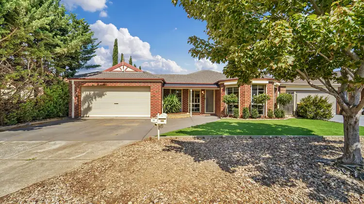18 Vine Court, Hillside VIC 3037