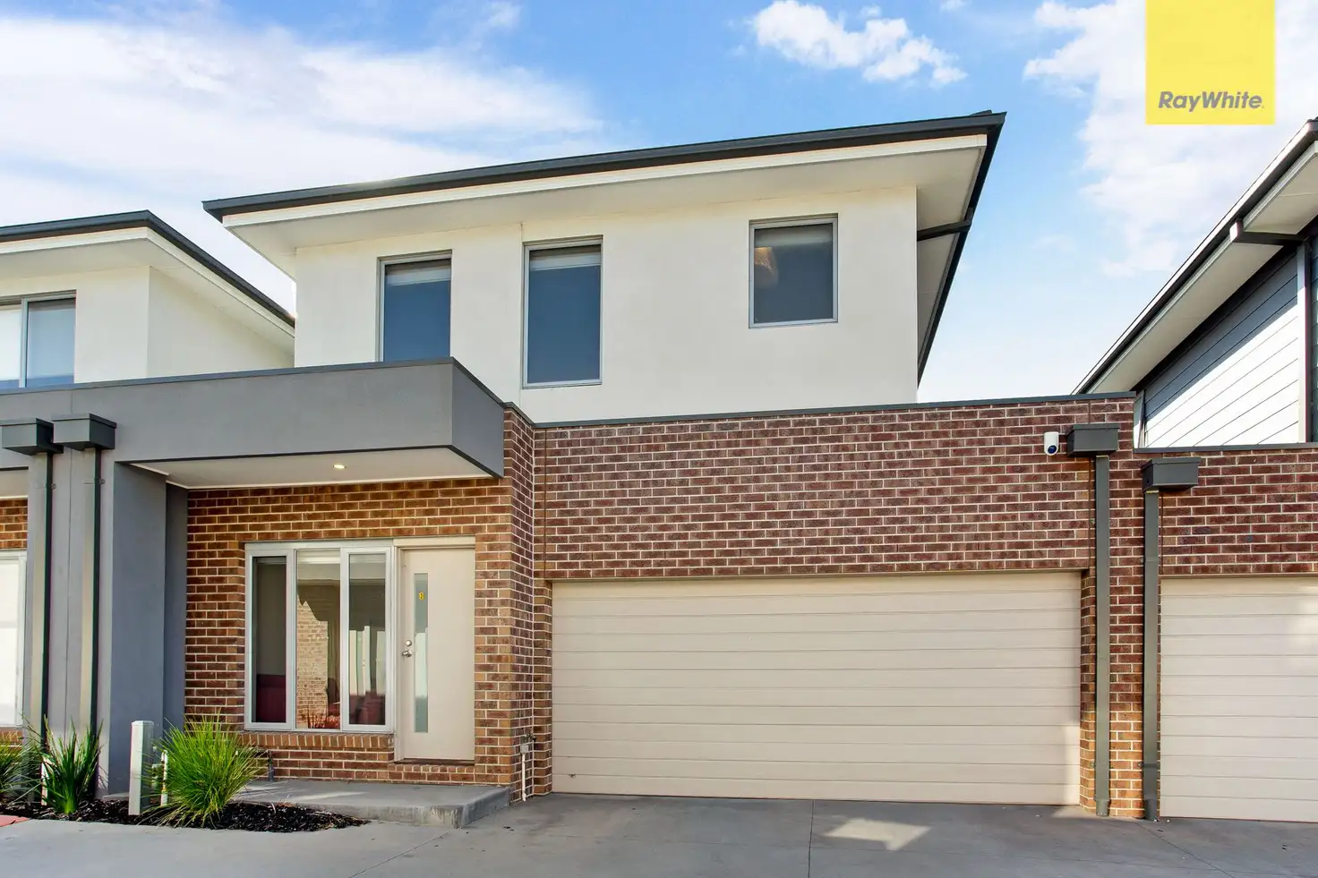 Main view of Homely house listing, 2/3 Victoria Road, Sydenham VIC 3037