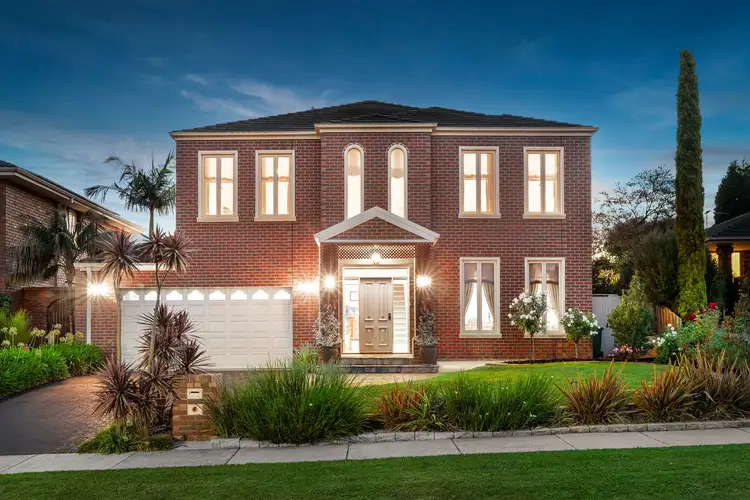 12 Lainie Court, Wantirna South VIC 3152