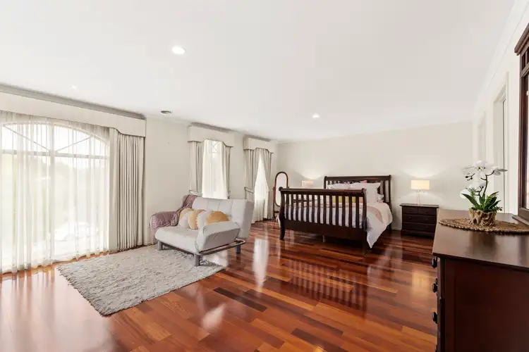 Fifth view of Homely house listing, 2 Saville Court, Rowville VIC 3178