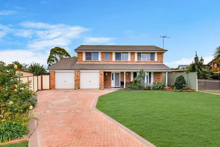 17 Emilia Close, Rosemeadow NSW 2560