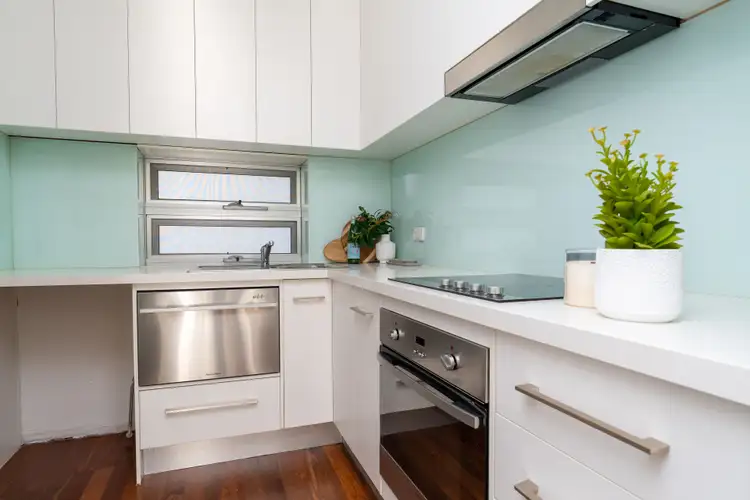 Fourth view of Homely apartment listing, 6/18 Avondale Avenue, Chelsea VIC 3196