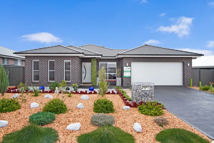 Main view of Homely house listing, 19 Kingham Street, Tamworth NSW 2340