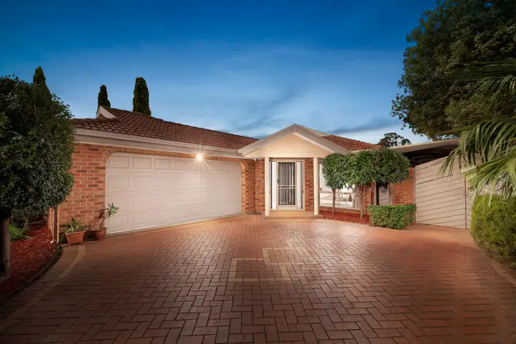 32 Carroll Crescent, Mill Park VIC 3082