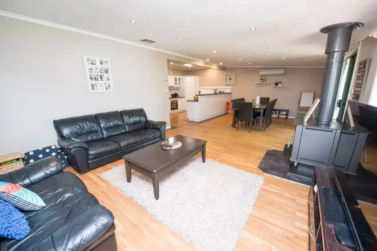 Fifth view of Homely house listing, 200 Stradbroke Avenue, Swan Hill VIC 3585