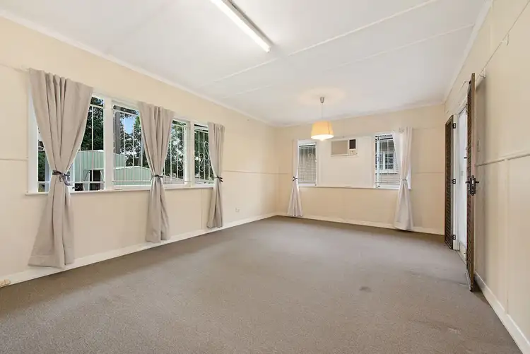 Second view of Homely house listing, 19 Ansdell Street, Mount Gravatt QLD 4122