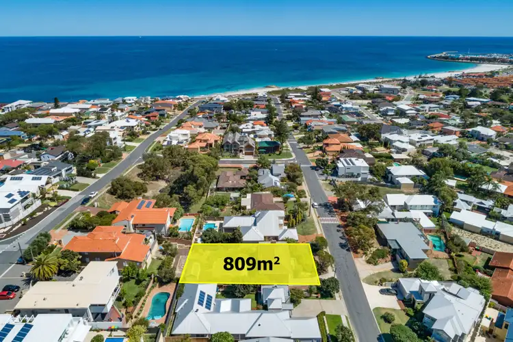 44 Robin Avenue, Sorrento WA 6020