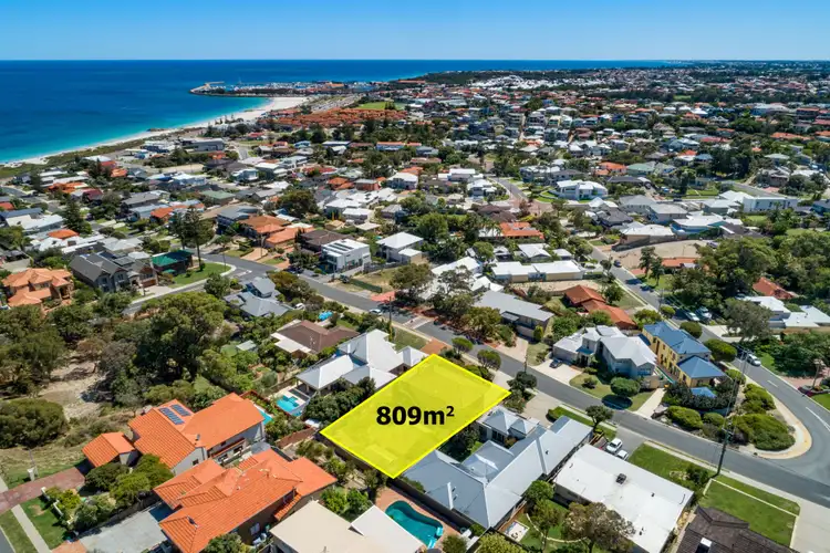 Fourth view of Homely house listing, 44 Robin Avenue, Sorrento WA 6020