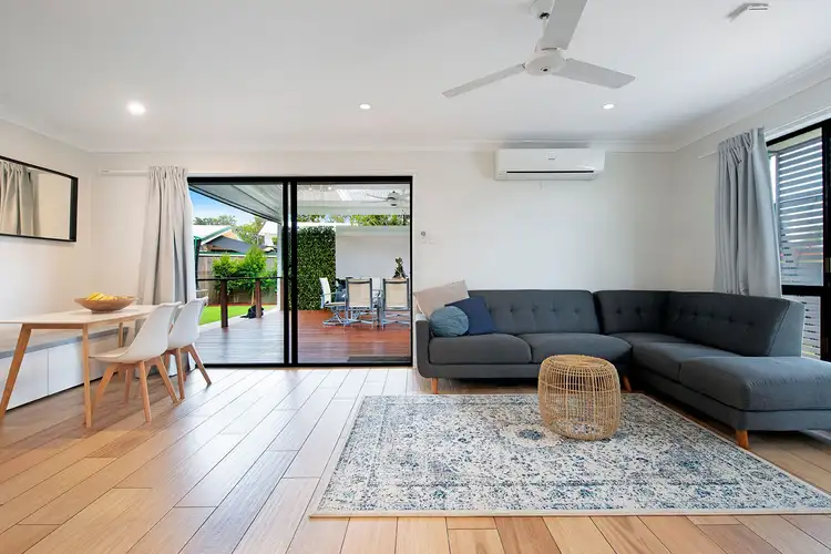 2 Nevenia Street, Labrador QLD 4215