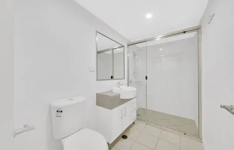 Fourth view of Homely unit listing, 6/24 Kent Street, West Gladstone QLD 4680