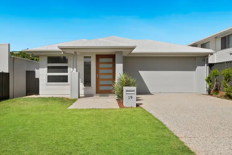 39 Albert Street, Ormiston QLD 4160