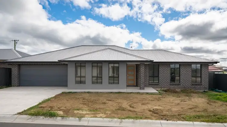 3 Peard Close, Eglinton NSW 2795