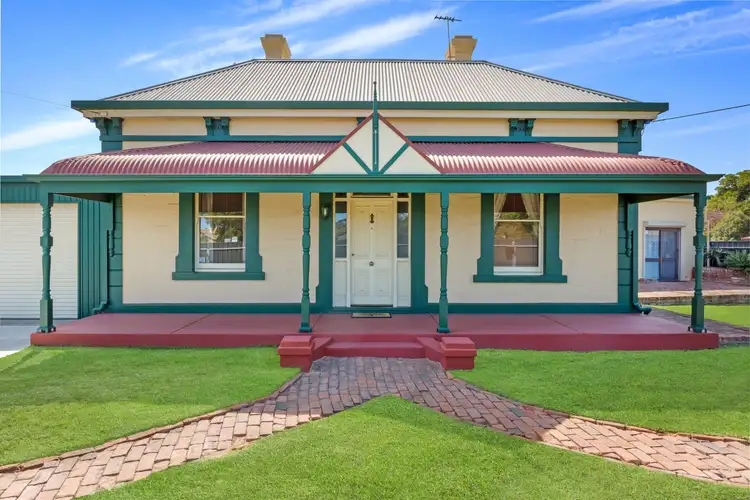 19 Buller Terrace