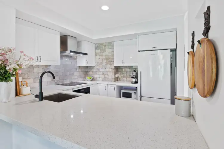 43/16 Crescent Avenue, Mermaid Beach QLD 4218