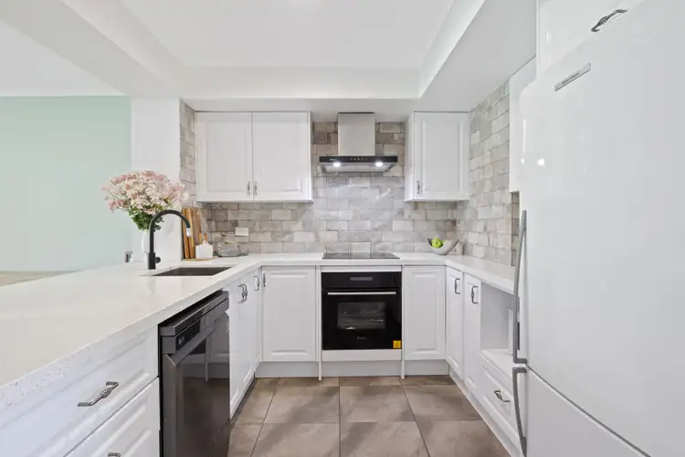 Fourth view of Homely apartment listing, 43/16 Crescent Avenue, Mermaid Beach QLD 4218
