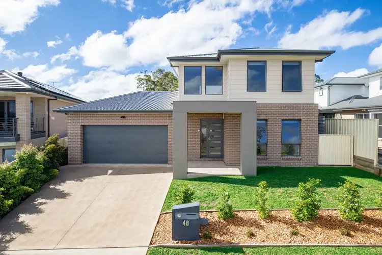 48 Rosewood Crescent, Fletcher NSW 2287