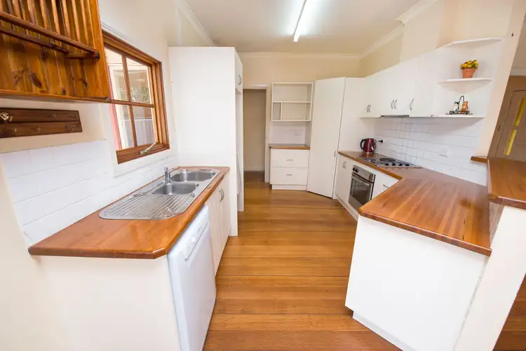 Fifth view of Homely house listing, 3 Gregg Street, Swan Hill VIC 3585